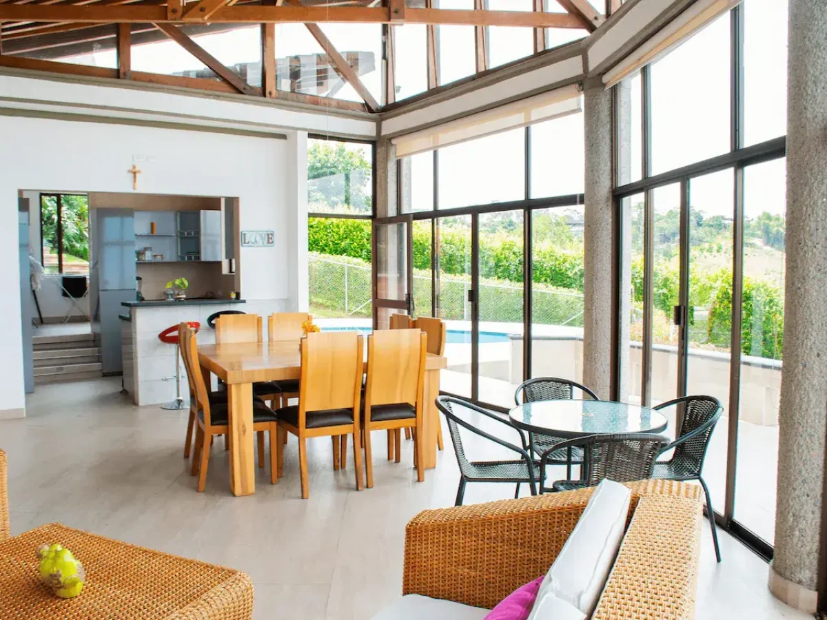 sala la casa panorama pueblo tapao en el eje cafetero
